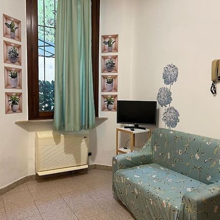 Ferienwohnung La Tana Moderna Piacenza Exterior foto